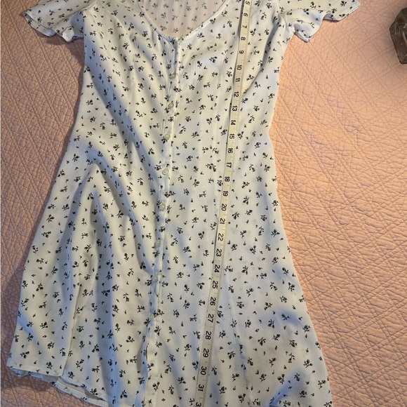 Brandy Melville Cream Flutter Sleeve Sundress - Picture 7 of 9